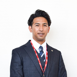 アミン 慎