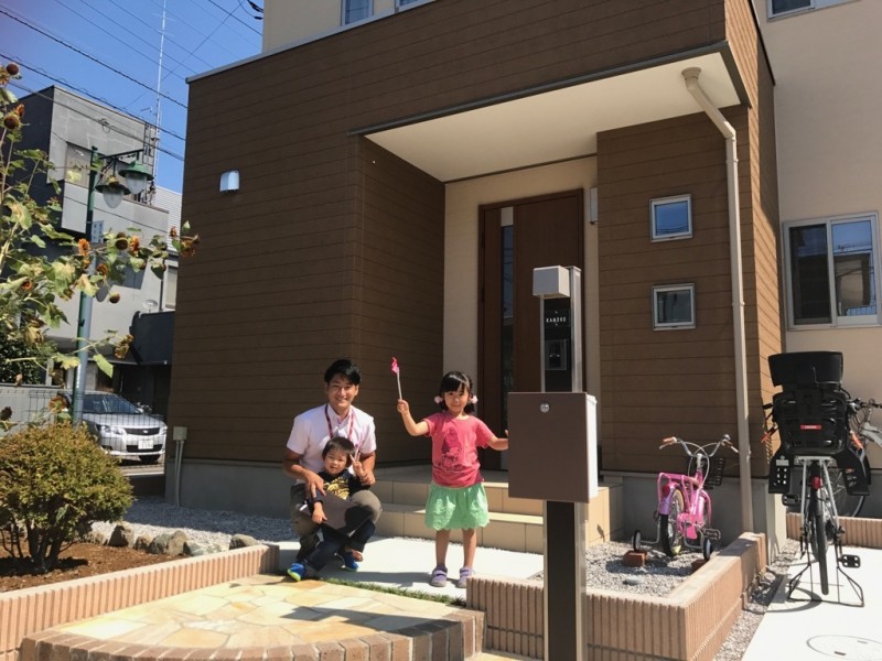 ご家族様の生活を包み込む暖かなお家