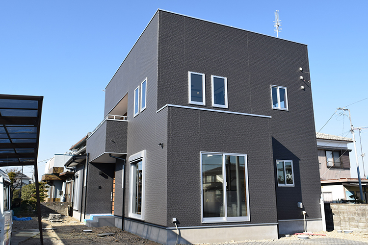大きな吹き抜け、広いリビングが魅力！こだわり住宅！！