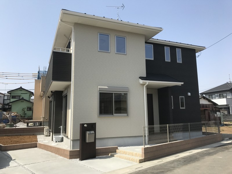 日当たりの良いLDK、広々インナーバルコニーのあるお家。