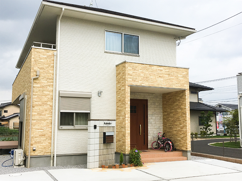 玄関の広い、こだわり注文住宅