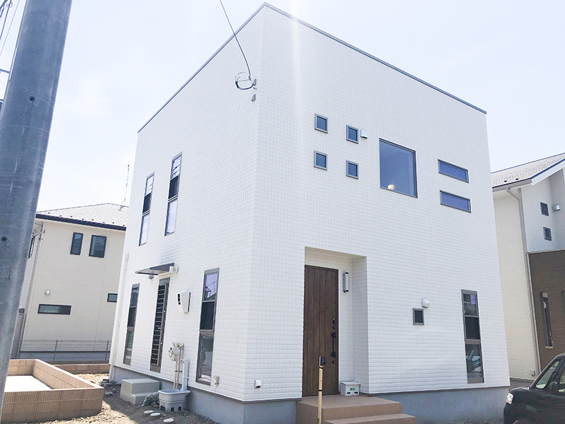 家族の笑顔が見える こだわりのアイランドキッチン。