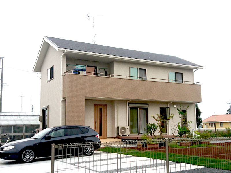 大きな土間収納と広いバルコニー