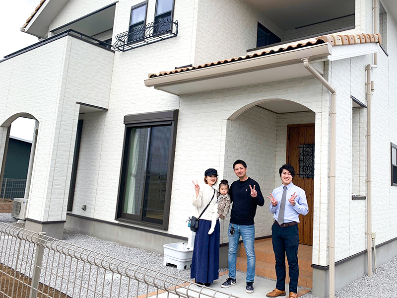 ご夫婦ともにお気に入りのおしゃれな外観の家