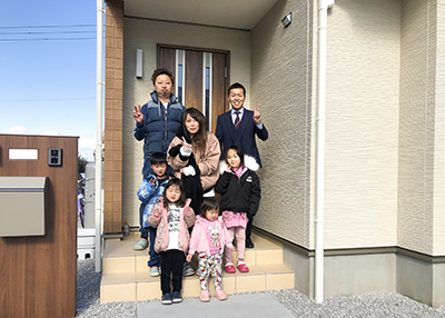 ゆとりある敷地でお子様がのびのび成長できる家