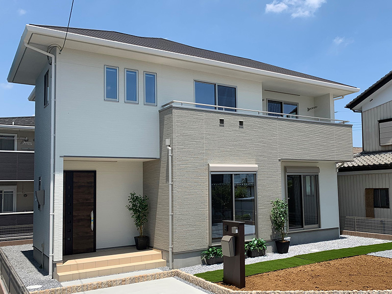 日当たり良好、全居室南向きのお家♪