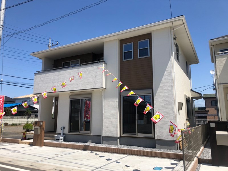 東南角地で日当たりの良い土地と周辺環境に優れた立地